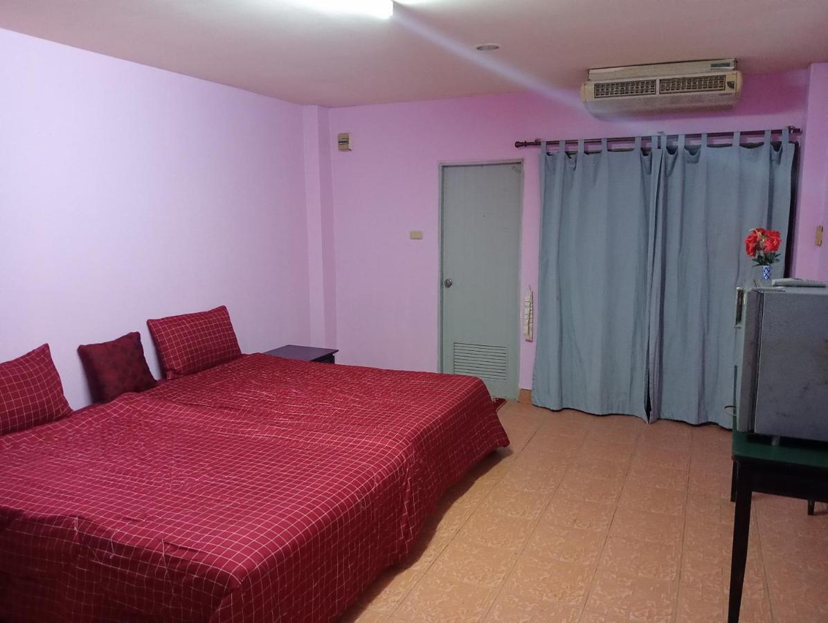 Apartments Thai Smile Pattaya Extérieur photo